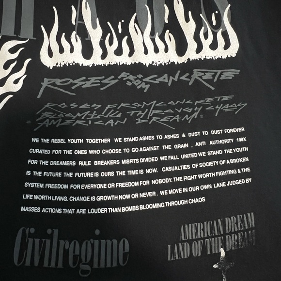 Black Short Sleeve Crew Neck Tee - Picture 6 of 6